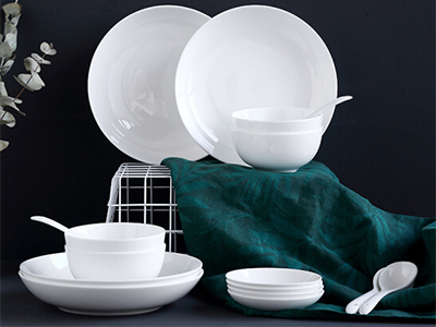 白月光-骨瓷系列 陶瓷餐具套装 骨瓷家用碗盘 可微波炉使用 16头 纯白